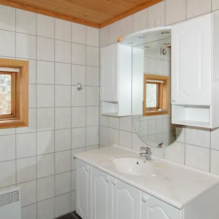 펜션 Quaint Holiday In Bjert With Beach Nearby *